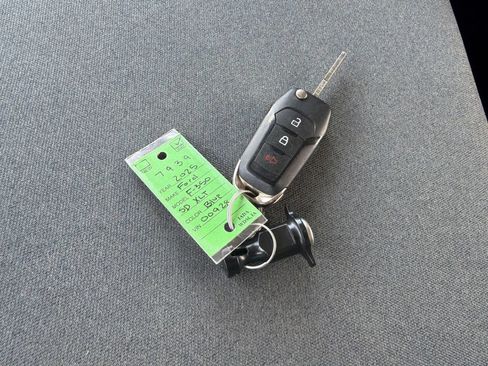 Used 2025 Ford F350 XLT AWD/4WD image 34