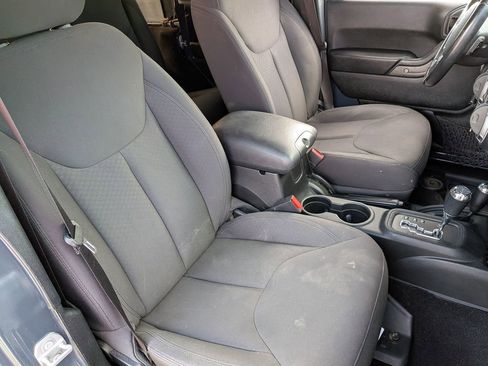 Used 2017 Jeep Wrangler Unlimited Sport w/ Quick Order Package 24S AWD/4WD image 31