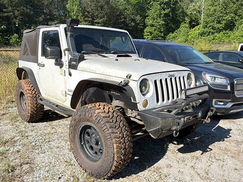 Used 2012 Jeep Wrangler Sport AWD/4WD image 5