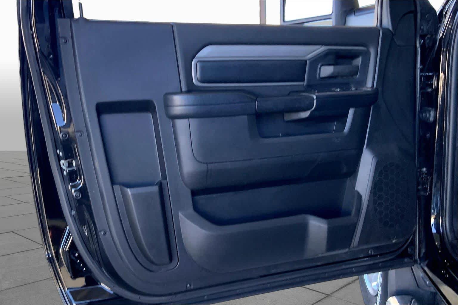 Used 2023 RAM 2500 Tradesman AWD/4WD image 17