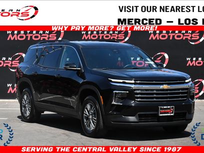 Used 2024 Chevrolet Traverse LT