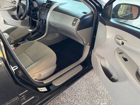 Used 2013 Toyota Corolla L FWD image 20