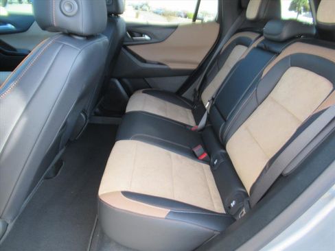 New 2026 Chevrolet Equinox ACTIV w/ Convenience Package III AWD/4WD image 31