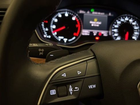 Used 2022 Audi Q5 2.0T Premium w/ Convenience Package image 14