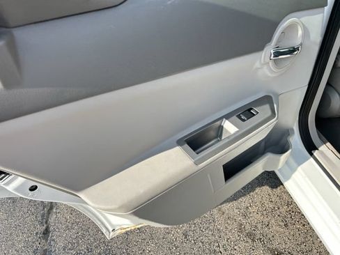 Used 2009 Dodge Avenger R/T FWD image 20