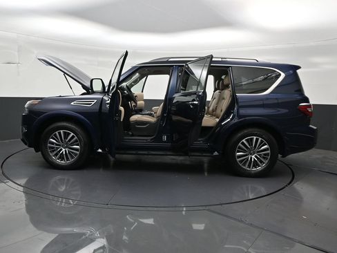 Used 2023 Nissan Armada SL RWD image 35