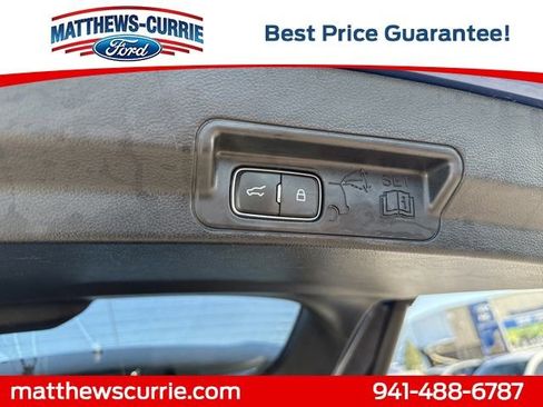 Used 2022 Ford Explorer XLT w/ Equipment Group 202A image 15