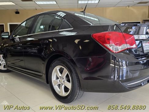 Used 2012 Chevrolet Cruze LT w/ RS Package FWD image 3