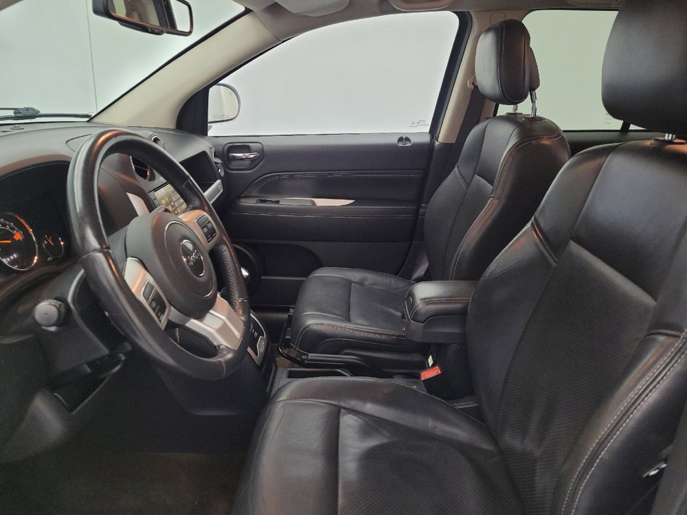Used 2017 Jeep Compass High Altitude AWD/4WD image 17