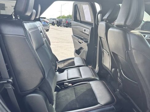 Used 2023 Ford Explorer ST-Line AWD/4WD image 21