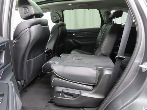 Used 2023 Acura MDX SH-AWD w/ Advance Package image 47