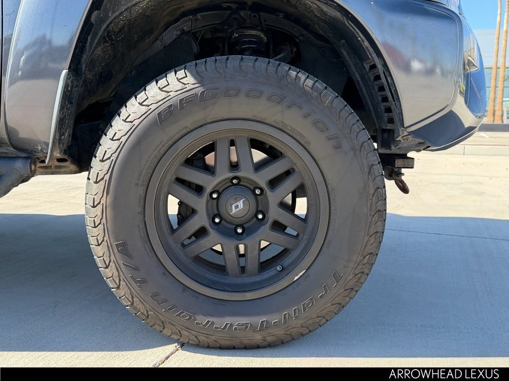 Used 2012 Toyota Tacoma 4x4 Double Cab w/ TRD Sport Upgrade Pkg image 10