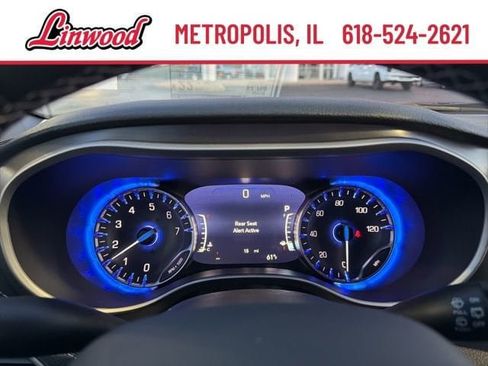 New 2026 Chrysler Pacifica Select FWD image 20