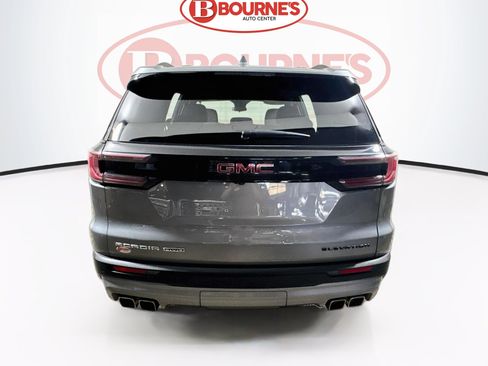Used 2025 GMC Acadia Elevation AWD/4WD image 10