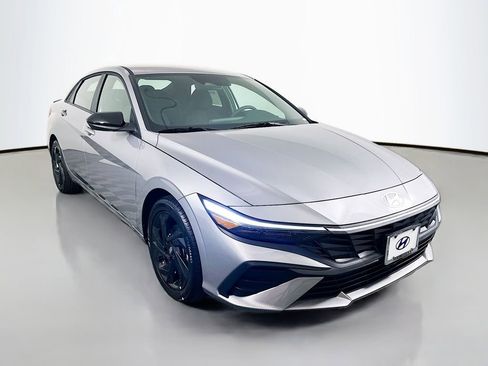 New 2026 Hyundai Elantra Sport image 3