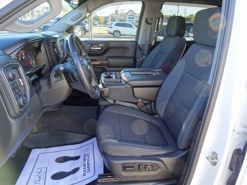 Used 2020 Chevrolet Silverado 1500 LT w/ All-Star Edition image 10