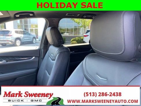 Used 2024 Cadillac XT6 Premium Luxury FWD image 14
