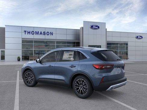 New 2025 Ford Escape SE image 4