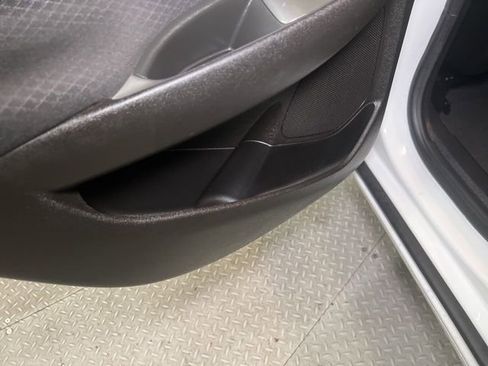 Used 2023 Chevrolet Malibu LT image 52