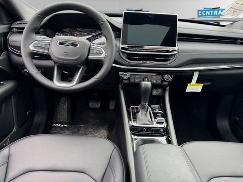 New 2025 Jeep Compass Limited w/ Sun & Sound Group image 11