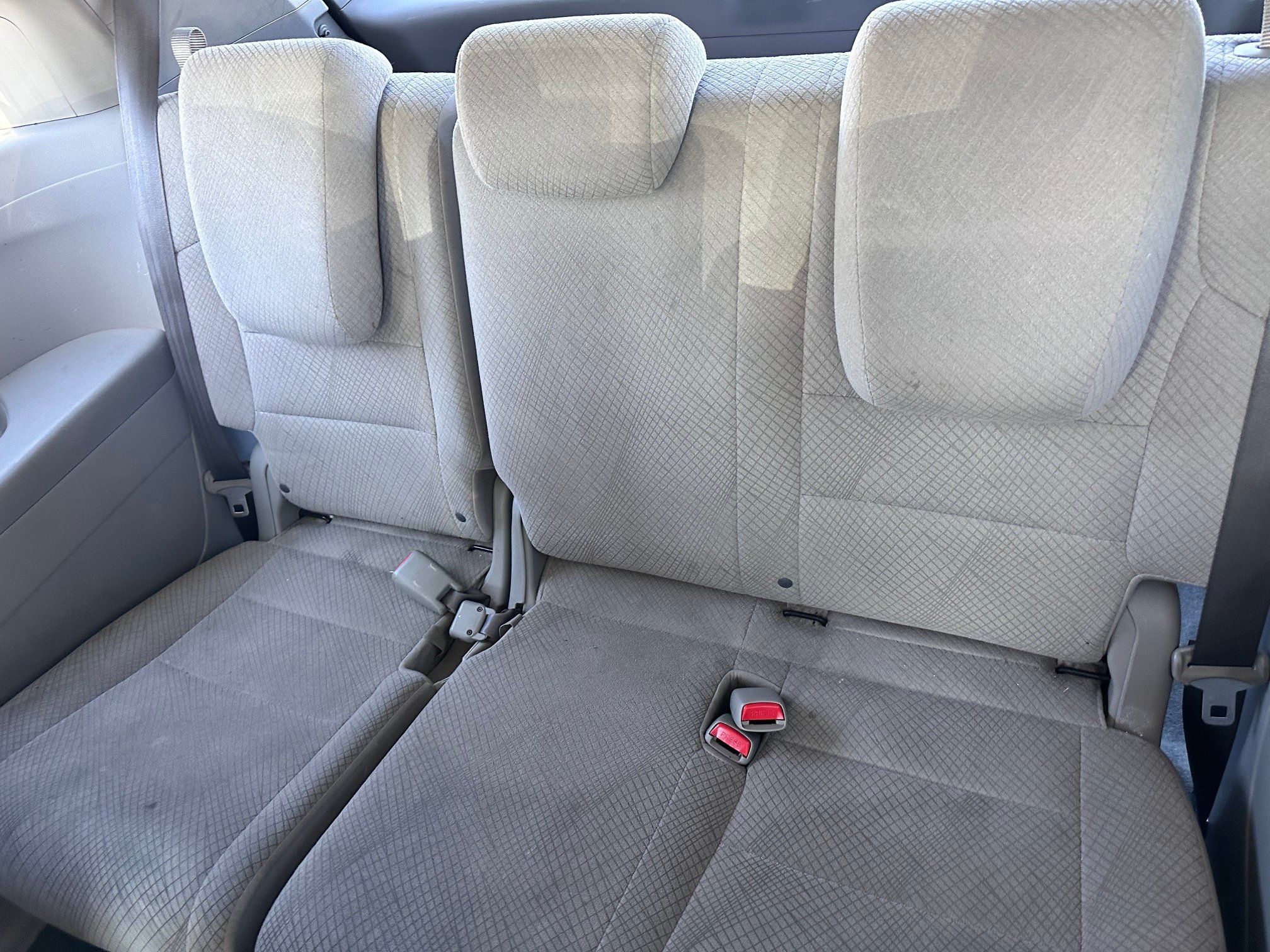 Used 2016 Honda Odyssey SE image 7
