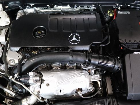 Used 2022 Mercedes-Benz CLA 250 4MATIC image 24