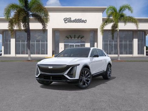 New 2026 Cadillac Lyriq Signature Sport w/ Nappa Leather Package RWD image 8