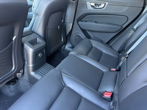 New 2026 Volvo XC60 T8 Ultra w/ Climate Package AWD/4WD image 12