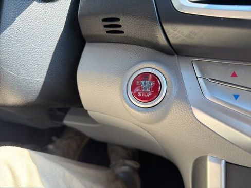 Used 2013 Honda Accord EX-L image 38