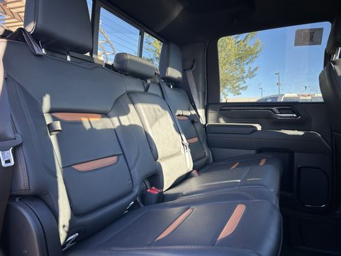 Used 2024 GMC Sierra 2500 AT4 w/ Technology Package image 15