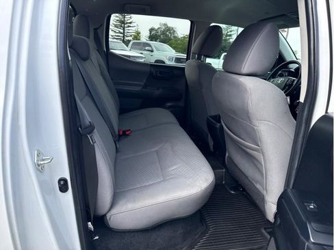 Used 2022 Toyota Tacoma SR AWD/4WD image 20