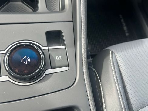 New 2026 Volkswagen Tiguan SE R-Line image 58