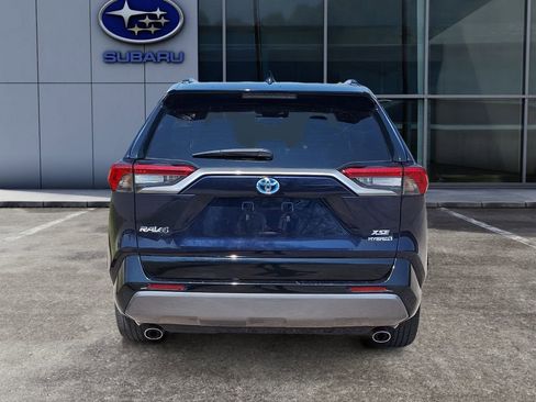 Used 2020 Toyota RAV4 XSE w/ XSE Grade Weather Package image 5