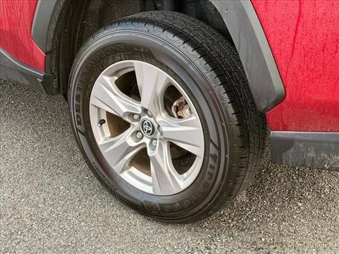 Used 2024 Toyota RAV4 XLE w/ Convenience Package image 22