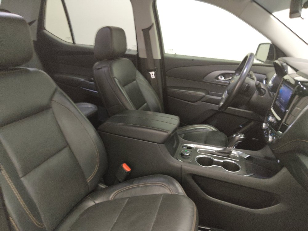 Used 2020 Chevrolet Traverse Premier w/ Redline Edition FWD image 21