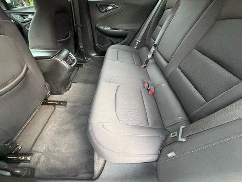 Used 2020 Chevrolet Malibu LT FWD image 34