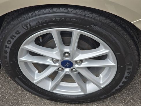 Used 2017 Ford Focus SE image 33