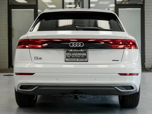 Used 2020 Audi Q8 Premium AWD/4WD image 28