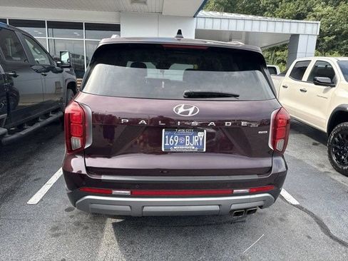 Used 2023 Hyundai Palisade Limited w/ Cargo Package AWD/4WD image 4