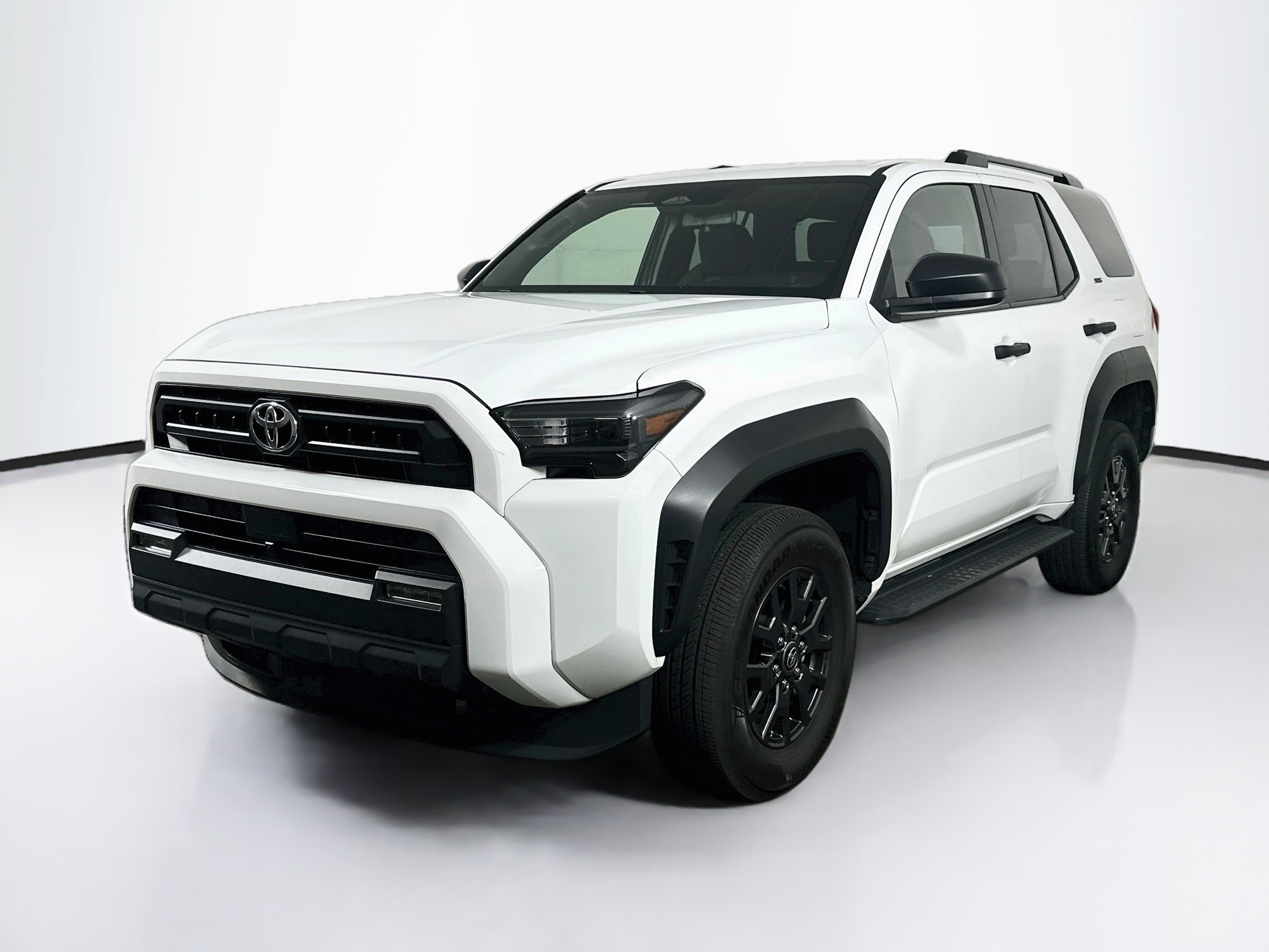 Used 2025 Toyota 4Runner SR5 AWD/4WD image 3