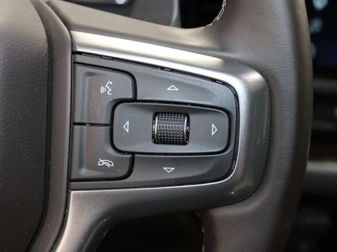 Used 2025 Chevrolet Silverado 1500 LT Trail Boss w/ LT Trail Boss Premium Package AWD/4WD image 24