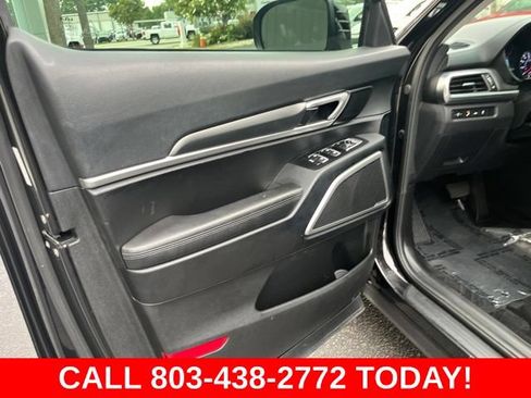 Used 2022 Kia Telluride S AWD/4WD image 5
