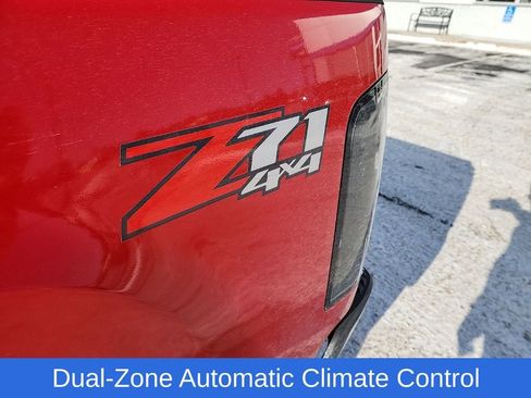 Used 2011 GMC Sierra 1500 SLE w/ Power Tech Package image 15