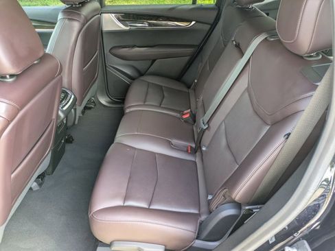 Used 2021 Cadillac XT6 Premium Luxury FWD image 21
