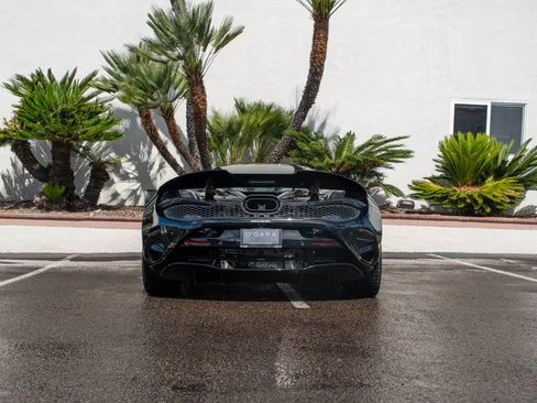 Used 2024 McLaren 750S image 5