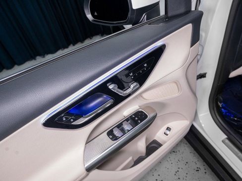 Certified 2026 Mercedes-Benz GLC 300 image 10