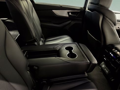 Certified 2023 Acura MDX SH-AWD w/ Technology Package image 32