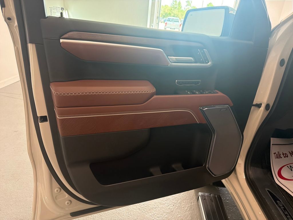 New 2026 GMC Sierra 1500 Denali Ultimate AWD/4WD image 12