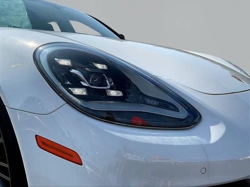 Used 2023 Porsche Panamera Platinum Edition w/ Assistance Package RWD image 33