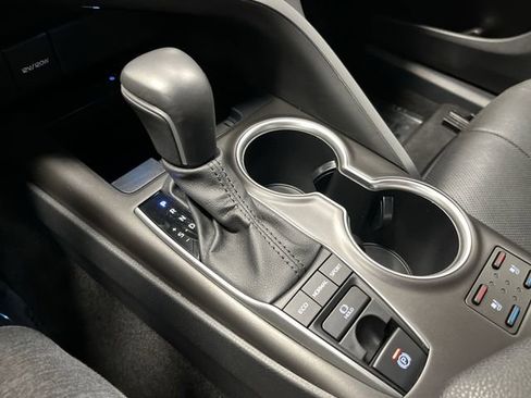 Used 2023 Toyota Camry XLE image 22